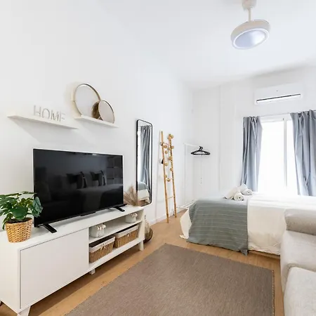 Malagasuite Modern Scape アパート マラガ